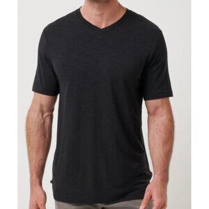 Travis Mathew Cloud Stretch Pima Cotton short sleeve V-neck Tee Med